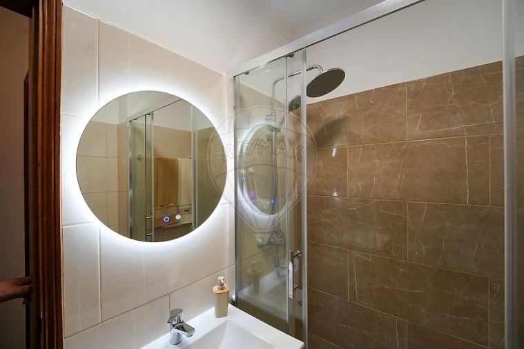 Apartamento T1 para Venda em Buarcos Foto 6