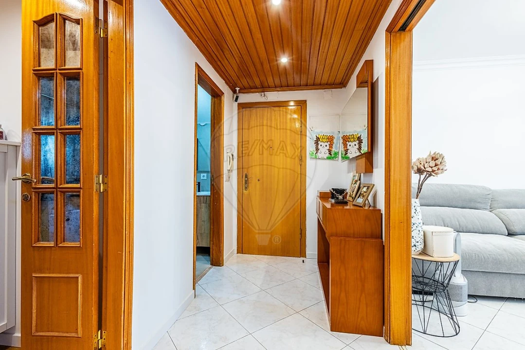Apartamento T3 para Venda em Castanheira do Ribatejo e Cachoeiras Foto 32