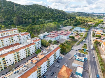Apartamento T3 para Venda em Castanheira do Ribatejo e Cachoeiras