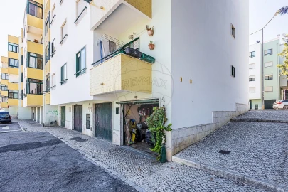 Apartamento T3 para Venda em Castanheira do Ribatejo e Cachoeiras