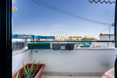 Apartamento T3 para Venda em Castanheira do Ribatejo e Cachoeiras