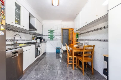 Apartamento T3 para Venda em Castanheira do Ribatejo e Cachoeiras