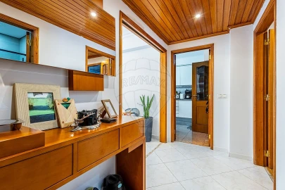 Apartamento T3 para Venda em Castanheira do Ribatejo e Cachoeiras