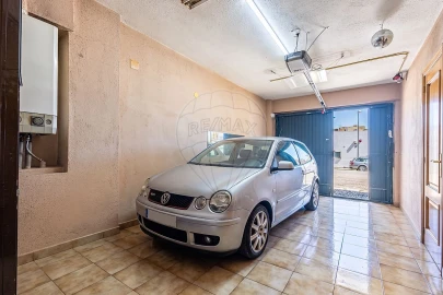 Apartamento T3 para Venda em Castanheira do Ribatejo e Cachoeiras