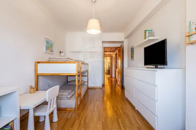 Apartamento T3 para Venda em Castanheira do Ribatejo e Cachoeiras