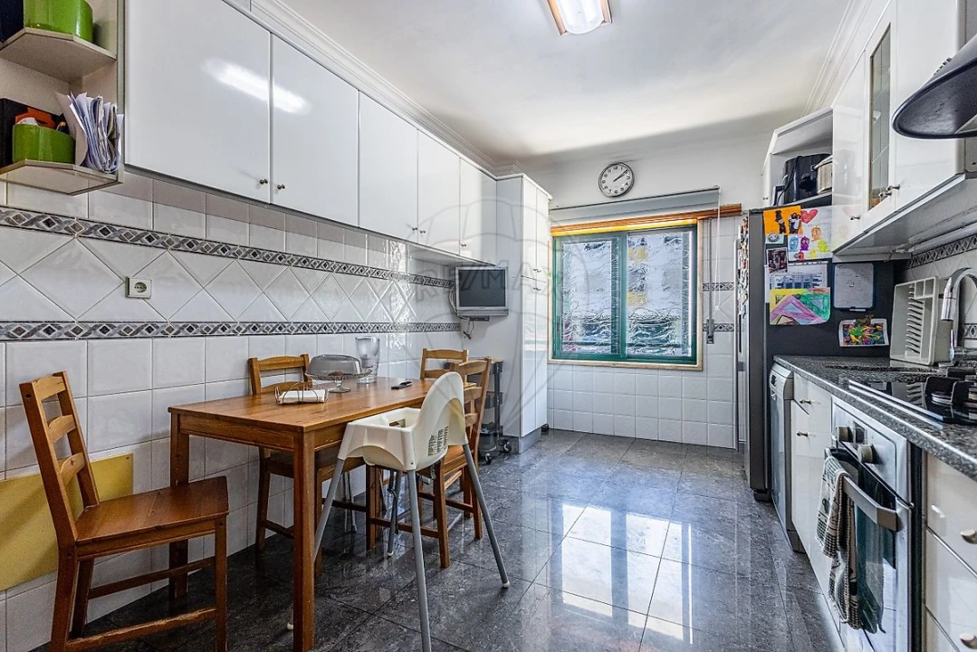 Apartamento T3 para Venda em Castanheira do Ribatejo e Cachoeiras Foto 23