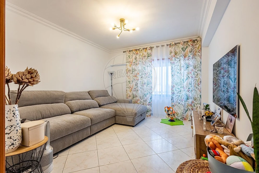 Apartamento T3 para Venda em Castanheira do Ribatejo e Cachoeiras Foto 47