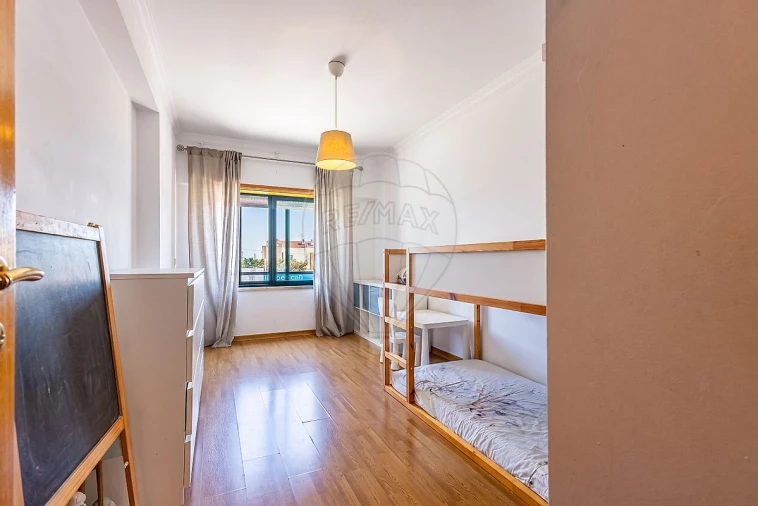 Apartamento T3 para Venda em Castanheira do Ribatejo e Cachoeiras Foto 43