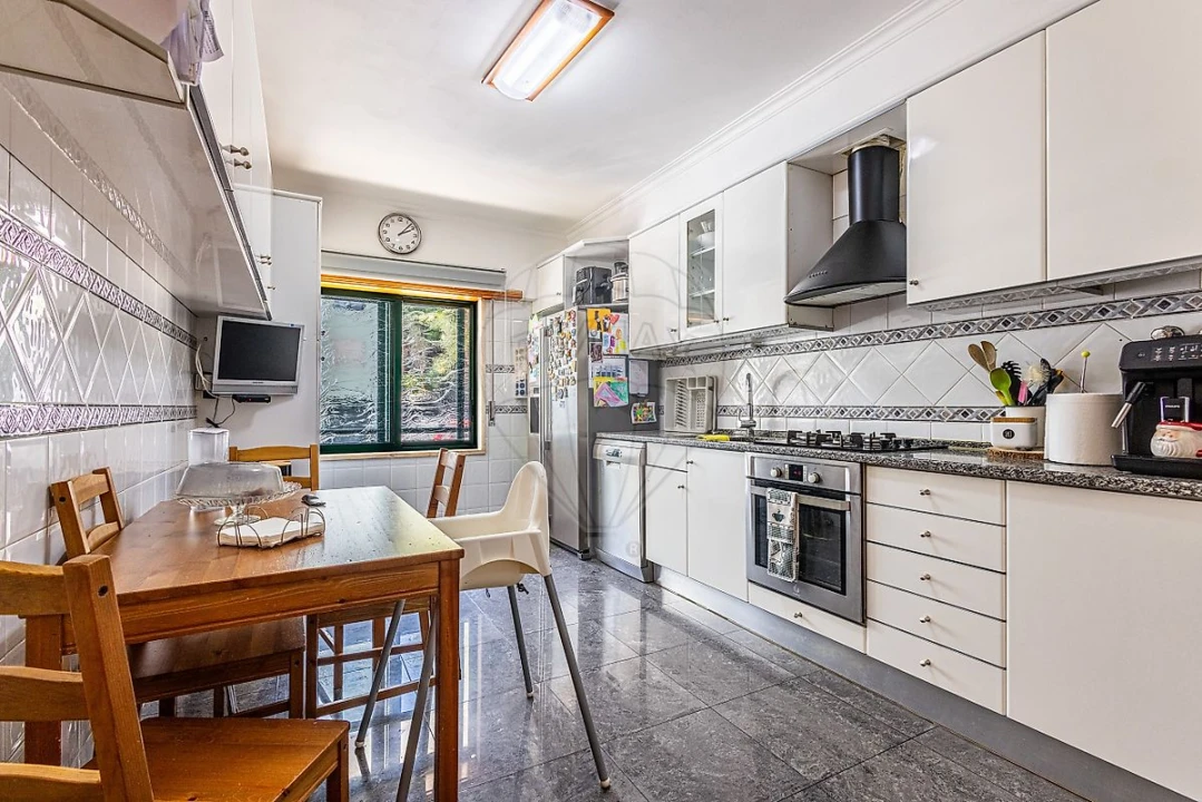 Apartamento T3 para Venda em Castanheira do Ribatejo e Cachoeiras Foto 28