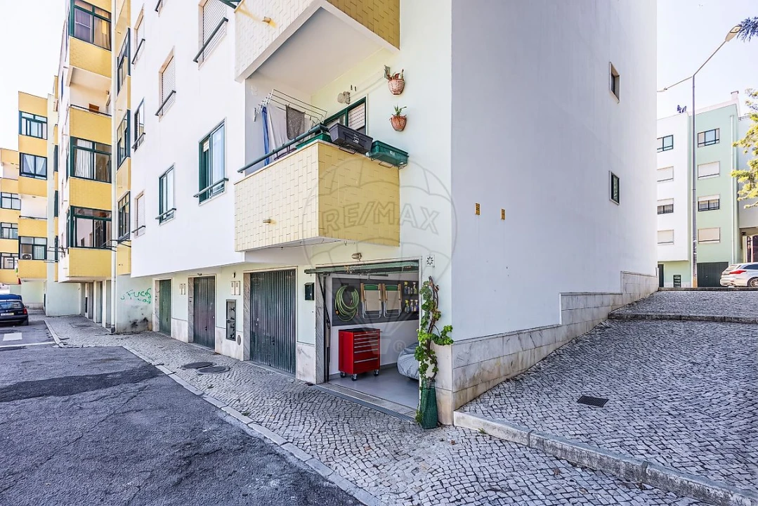 Apartamento T3 para Venda em Castanheira do Ribatejo e Cachoeiras Foto 21