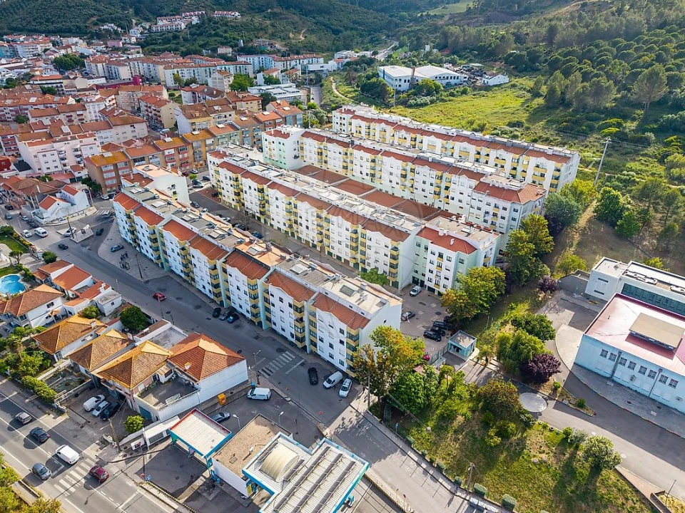 Apartamento T3 para Venda em Castanheira do Ribatejo e Cachoeiras Foto 14