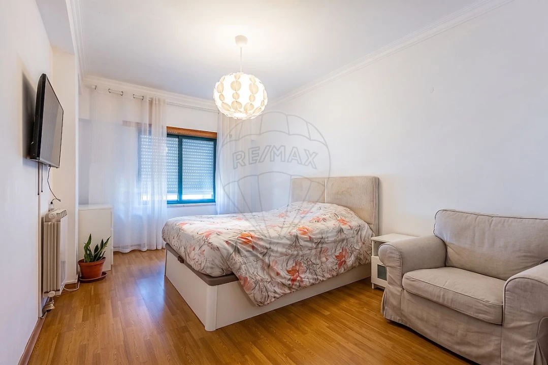 Apartamento T3 para Venda em Castanheira do Ribatejo e Cachoeiras Foto 39