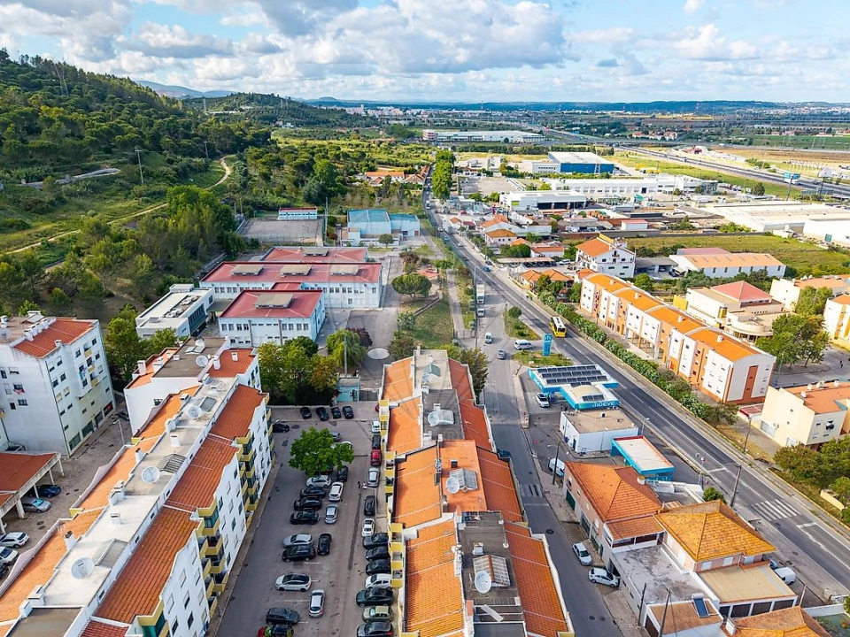 Apartamento T3 para Venda em Castanheira do Ribatejo e Cachoeiras Foto 8
