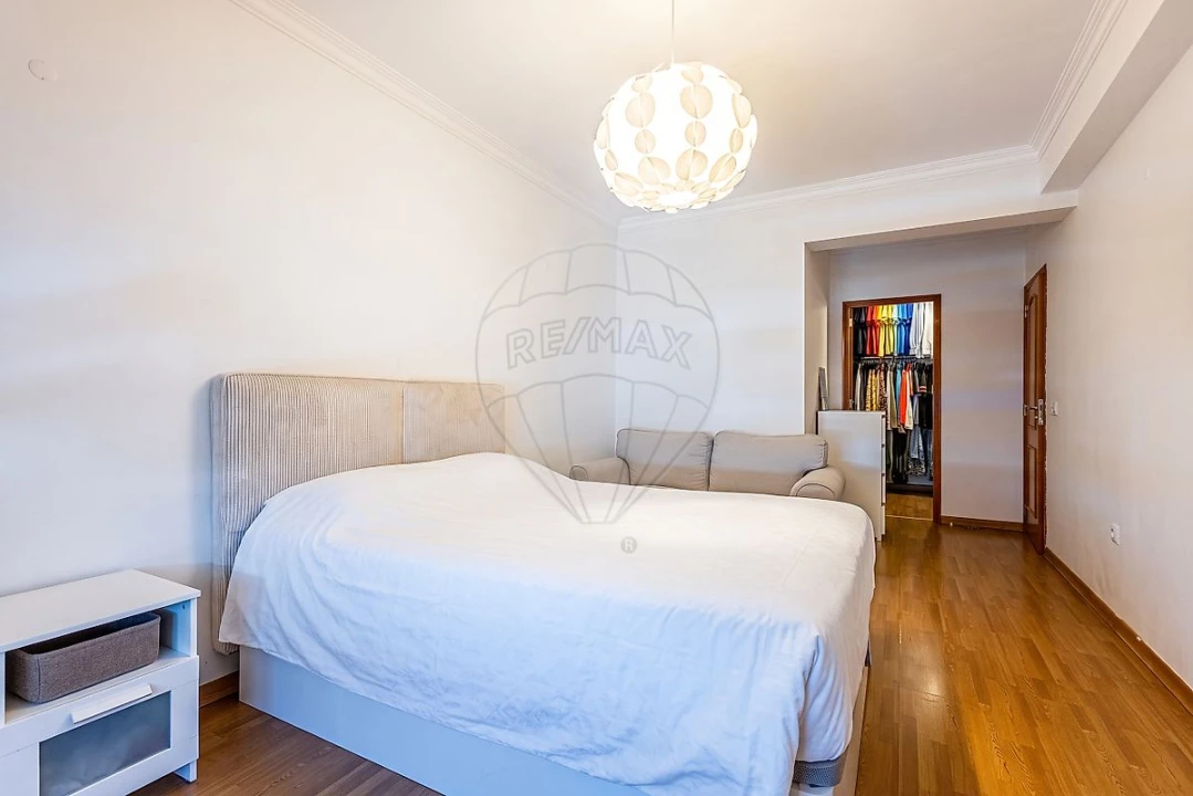 Apartamento T3 para Venda em Castanheira do Ribatejo e Cachoeiras Foto 35