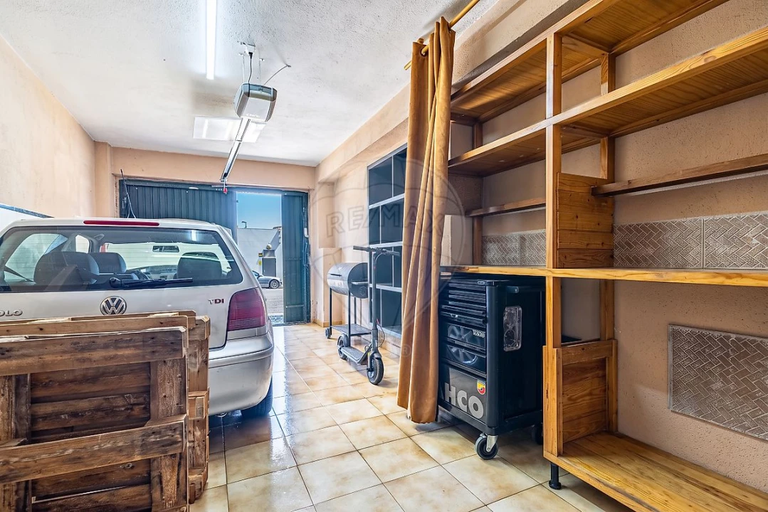 Apartamento T3 para Venda em Castanheira do Ribatejo e Cachoeiras Foto 5