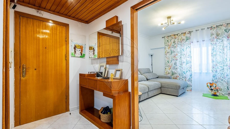 Apartamento T3 para Venda em Castanheira do Ribatejo e Cachoeiras