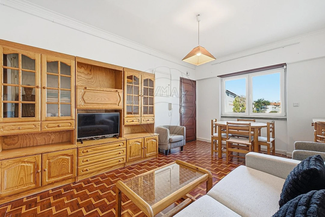 Apartamento T1 para Arrendamento em Carcavelos e Parede Foto 14