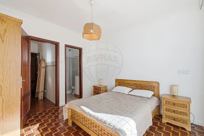 Apartamento T1 para Arrendamento em Carcavelos e Parede
