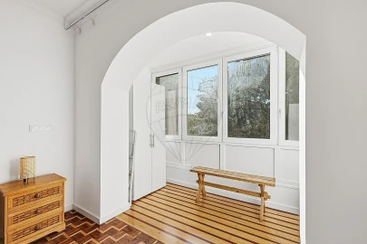 Apartamento T1 para Arrendamento em Carcavelos e Parede