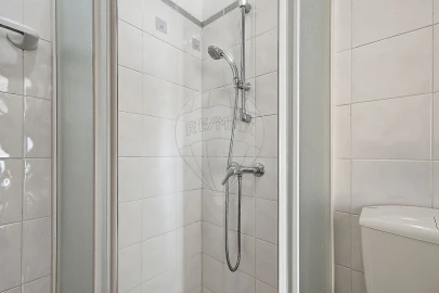 Apartamento T1 para Arrendamento em Carcavelos e Parede