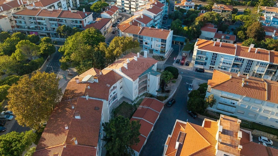 Apartamento T1 para Arrendamento em Carcavelos e Parede Foto 25