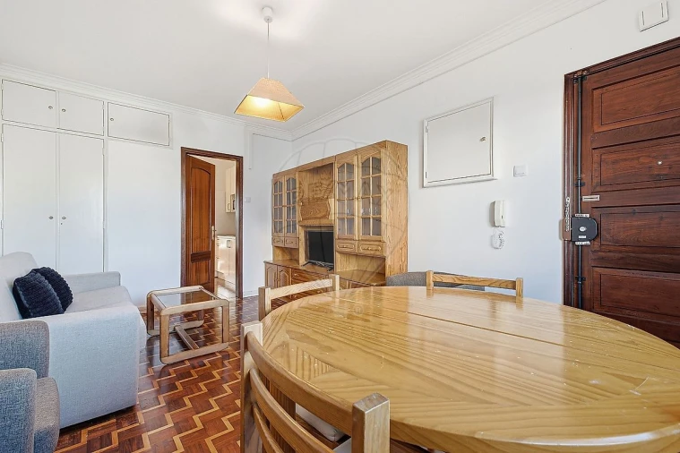 Apartamento T1 para Arrendamento em Carcavelos e Parede Foto 17