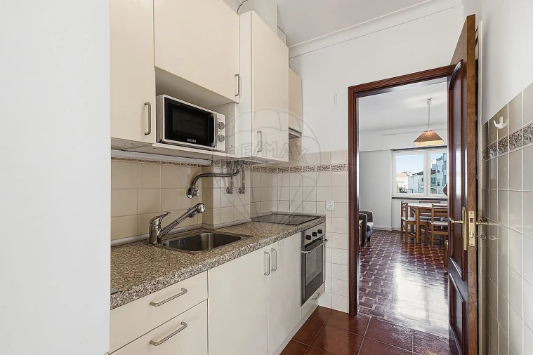 Apartamento T1 para Arrendamento em Carcavelos e Parede Foto 11