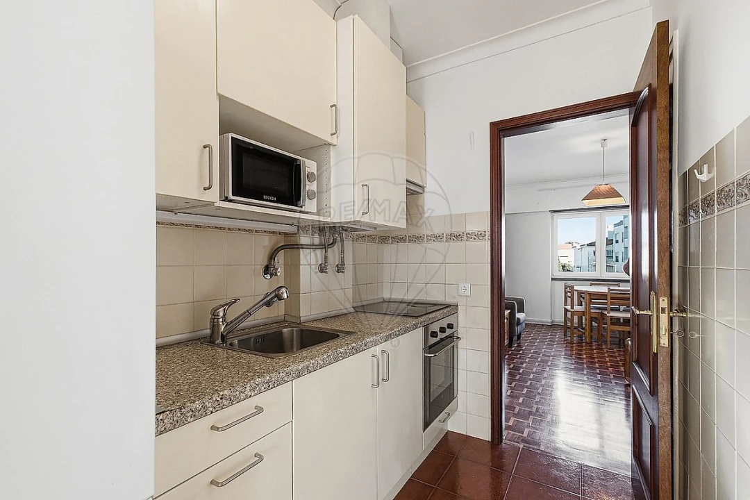 Apartamento T1 para Arrendamento em Carcavelos e Parede Foto 11