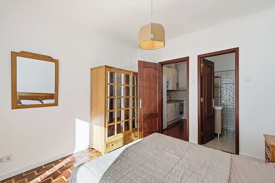 Apartamento T1 para Arrendamento em Carcavelos e Parede Foto 7