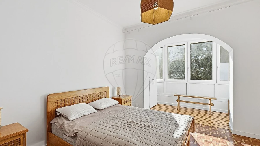 Apartamento T1 para Arrendamento em Carcavelos e Parede