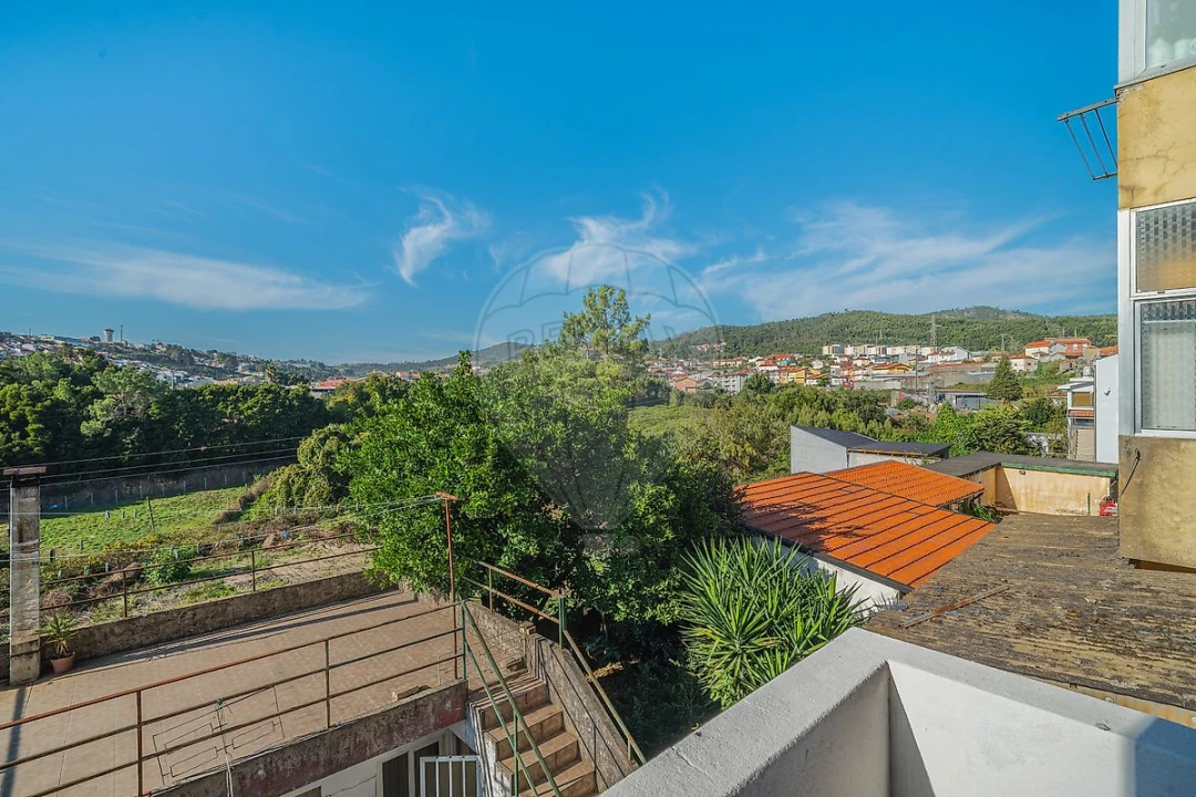 Apartamento T2 para Venda em Fânzeres e São Pedro da Cova Foto 18