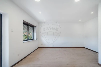 Apartamento T2 para Venda em Fânzeres e São Pedro da Cova