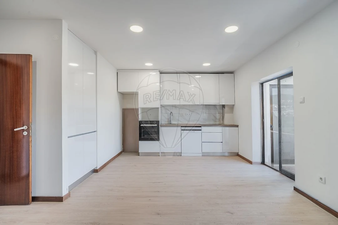 Apartamento T2 para Venda em Fânzeres e São Pedro da Cova Foto 20
