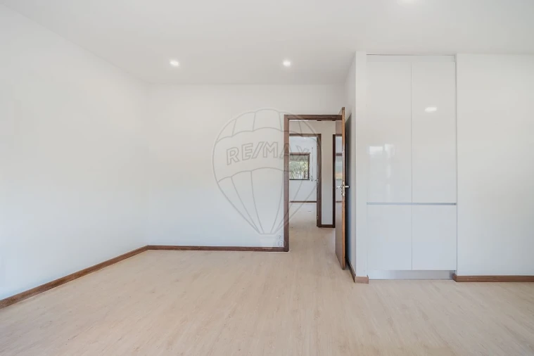 Apartamento T2 para Venda em Fânzeres e São Pedro da Cova Foto 14