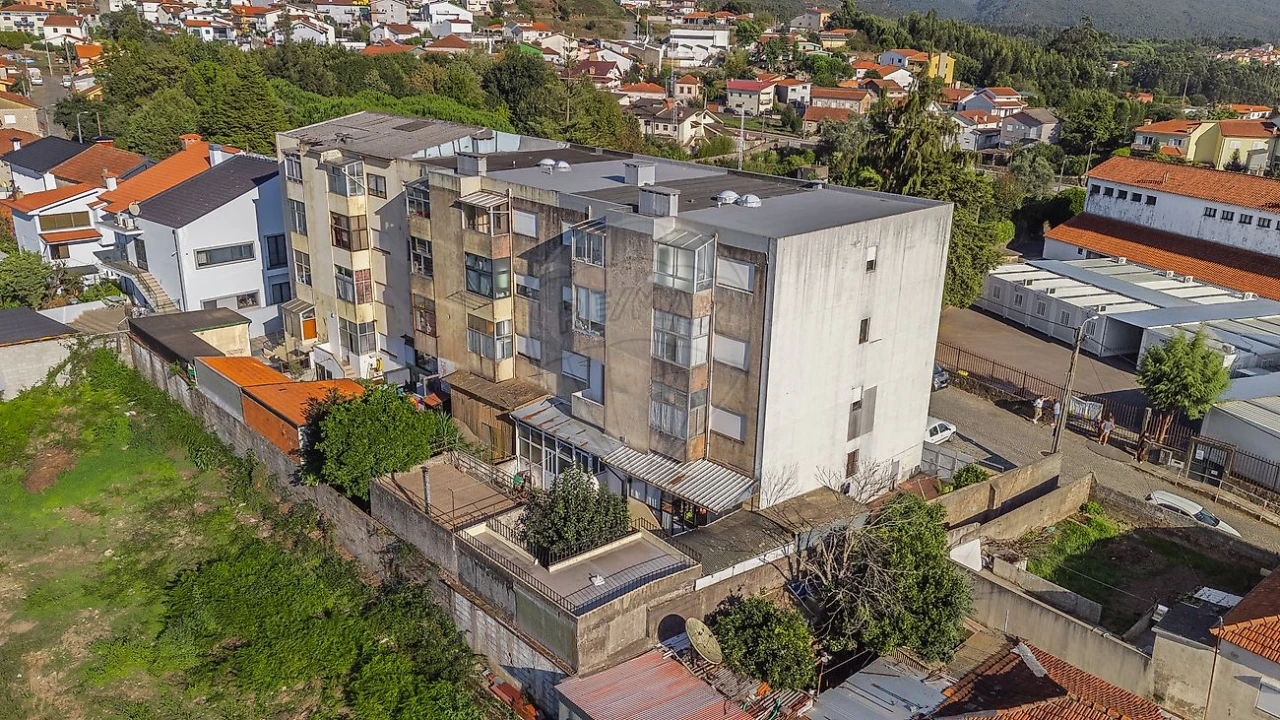 Apartamento T2 para Venda em Fânzeres e São Pedro da Cova Foto 23