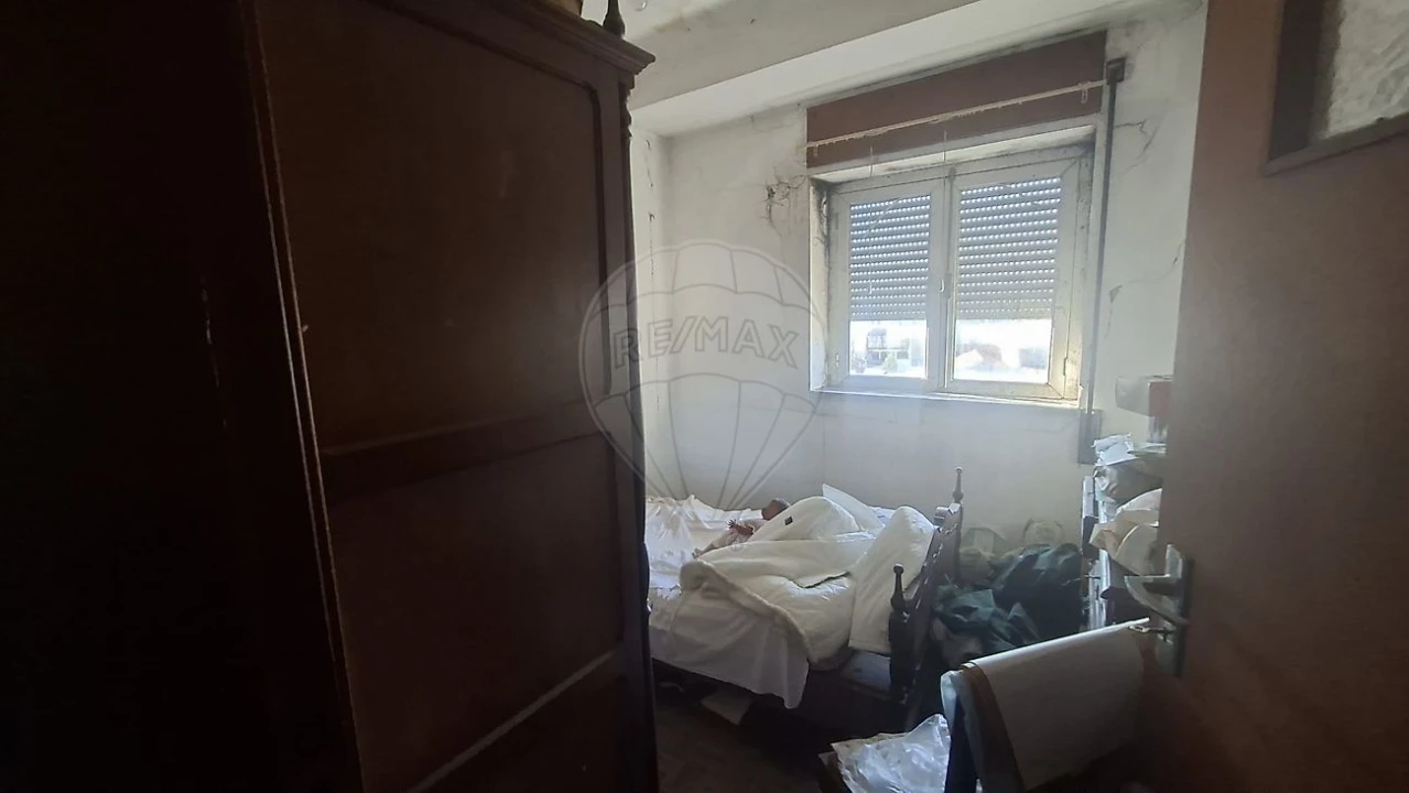 Apartamento T3 para Venda em Sé Nova, Santa Cruz, Almedina e São Bartolomeu Foto 2