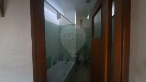 Apartamento T3 para Venda em Sé Nova, Santa Cruz, Almedina e São Bartolomeu