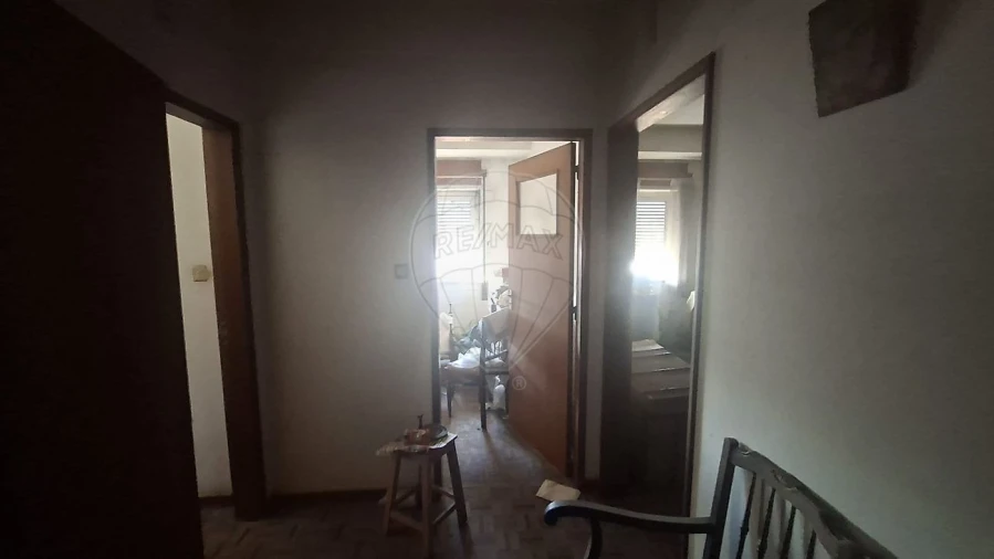 Apartamento T3 para Venda em Sé Nova, Santa Cruz, Almedina e São Bartolomeu Foto 5