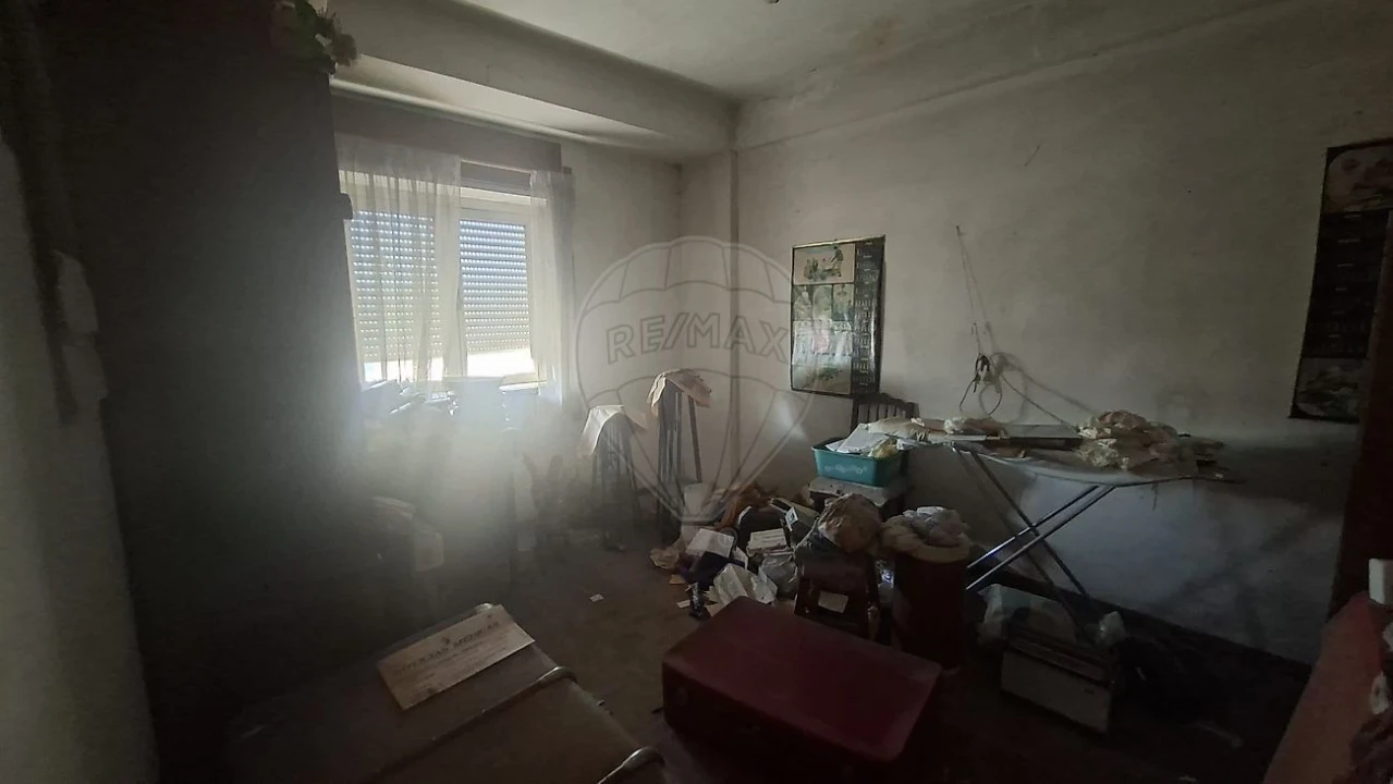 Apartamento T3 para Venda em Sé Nova, Santa Cruz, Almedina e São Bartolomeu Foto 3