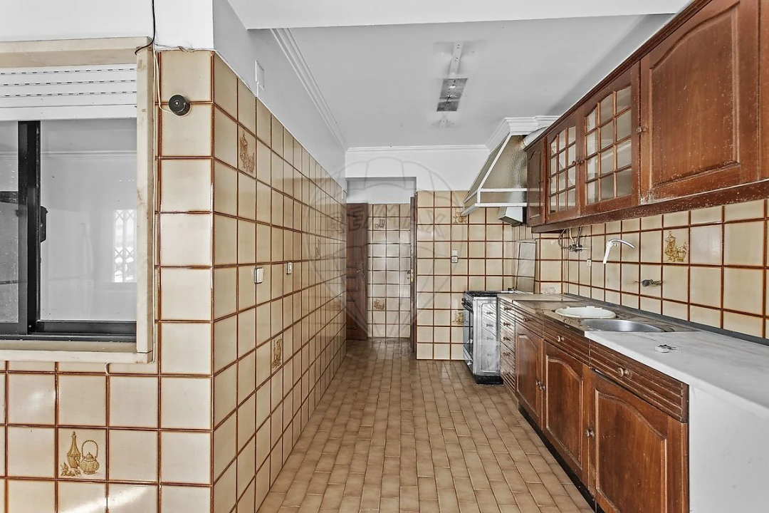 Moradia T2 para Venda em Porto Salvo Foto 17