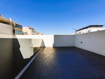 Moradia T4 para Venda em Póvoa de Varzim, Beiriz e Argivai