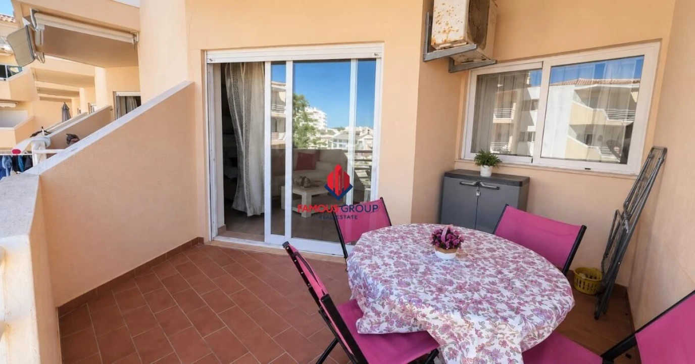 Apartamento T1 para Venda em Alvor Foto 8