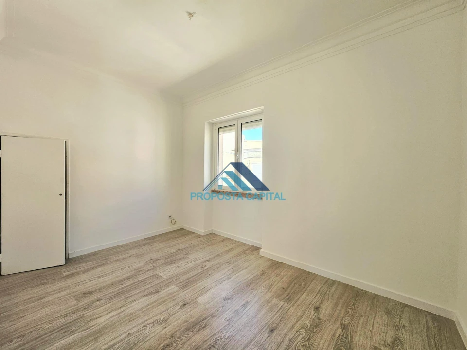 Apartamento T2 para Venda em São Vicente Foto 11