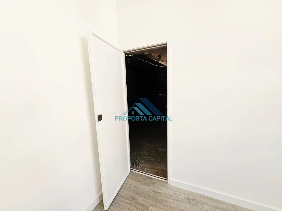 Apartamento T2 para Venda em São Vicente Foto 12