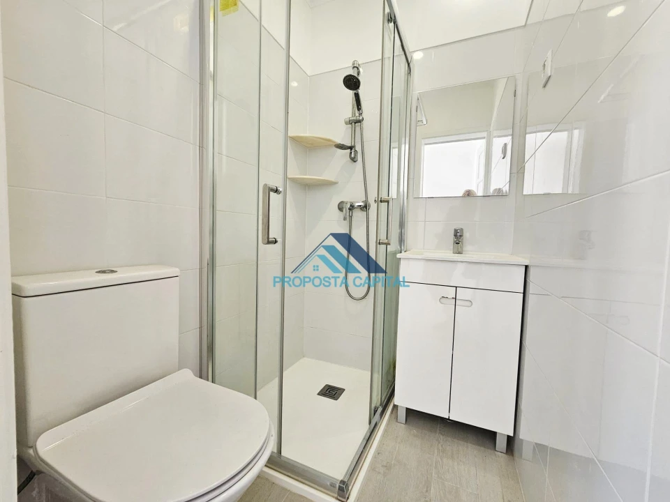 Apartamento T2 para Venda em São Vicente Foto 16