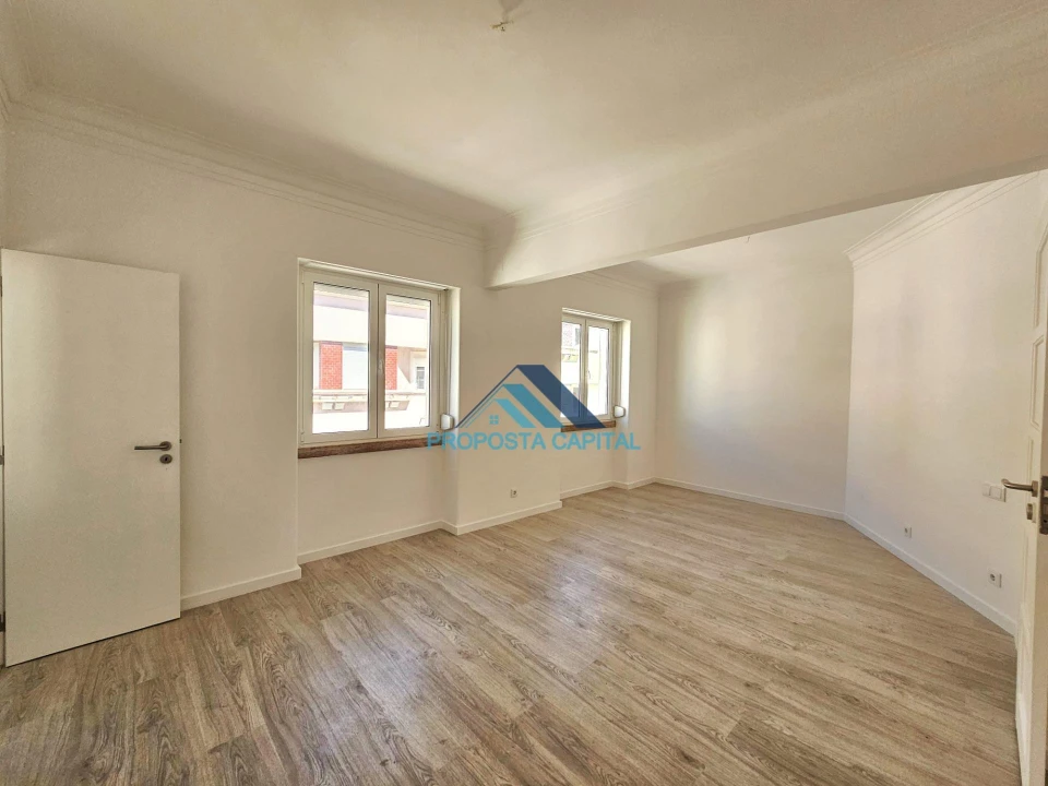 Apartamento T2 para Venda em São Vicente Foto 28