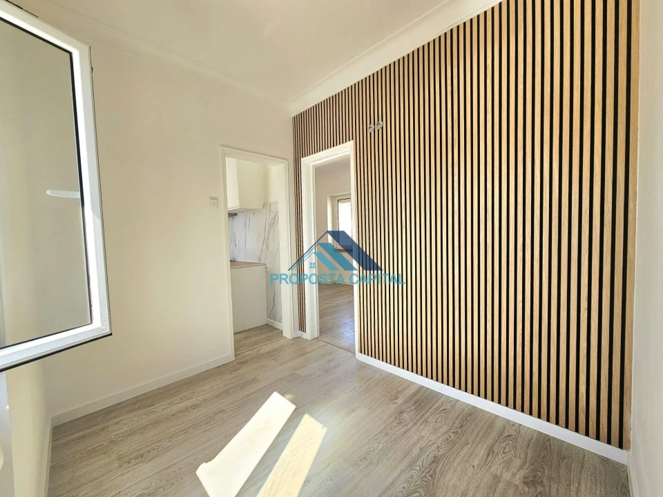 Apartamento T2 para Venda em São Vicente Foto 8