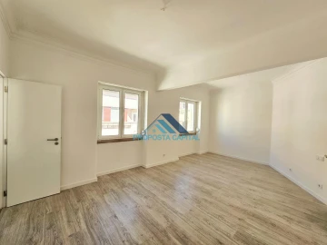 Apartamento T2 para Venda em São Vicente