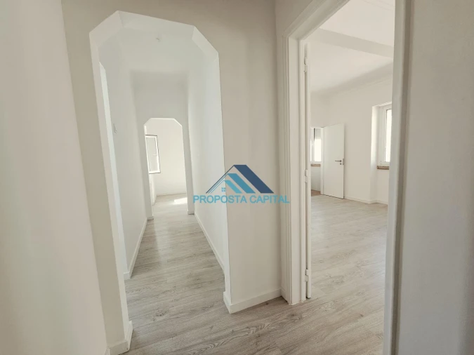 Apartamento T2 para Venda em São Vicente Foto 3