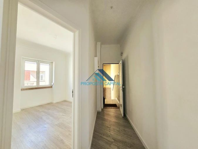 Apartamento T2 para Venda em São Vicente Foto 4